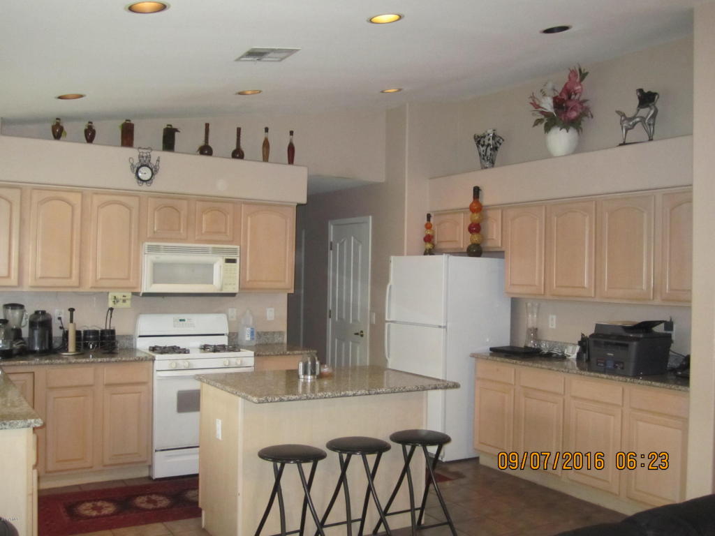 823 E Hearn Rd, Phoenix, AZ 85022 photo 7