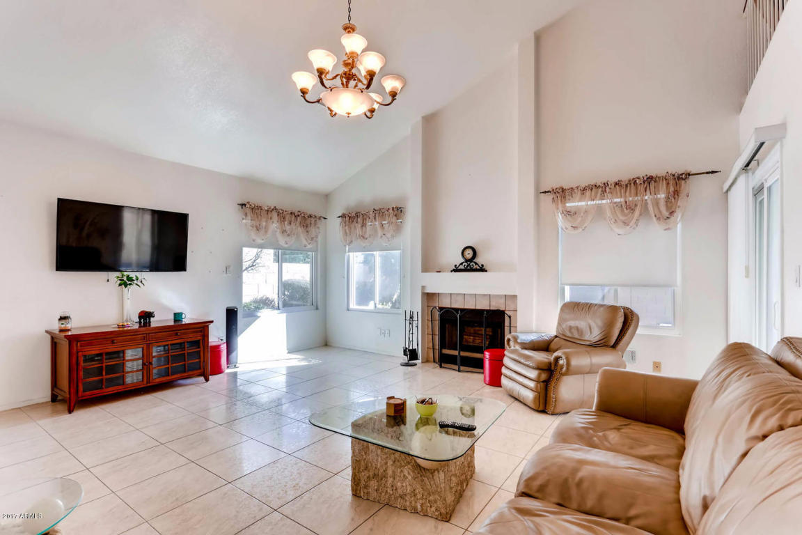 3113 E Topeka Dr, Phoenix, AZ 85050 photo 2