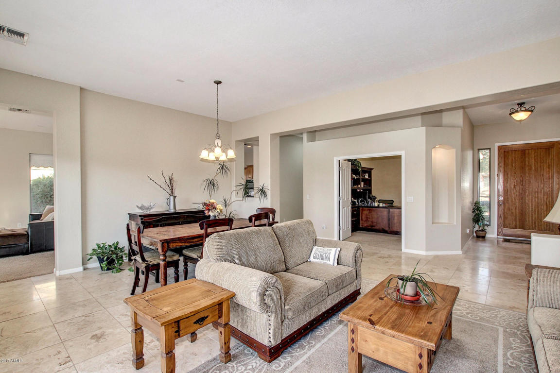 6742 S Crestview Dr, Gilbert, AZ 85298 photo 6