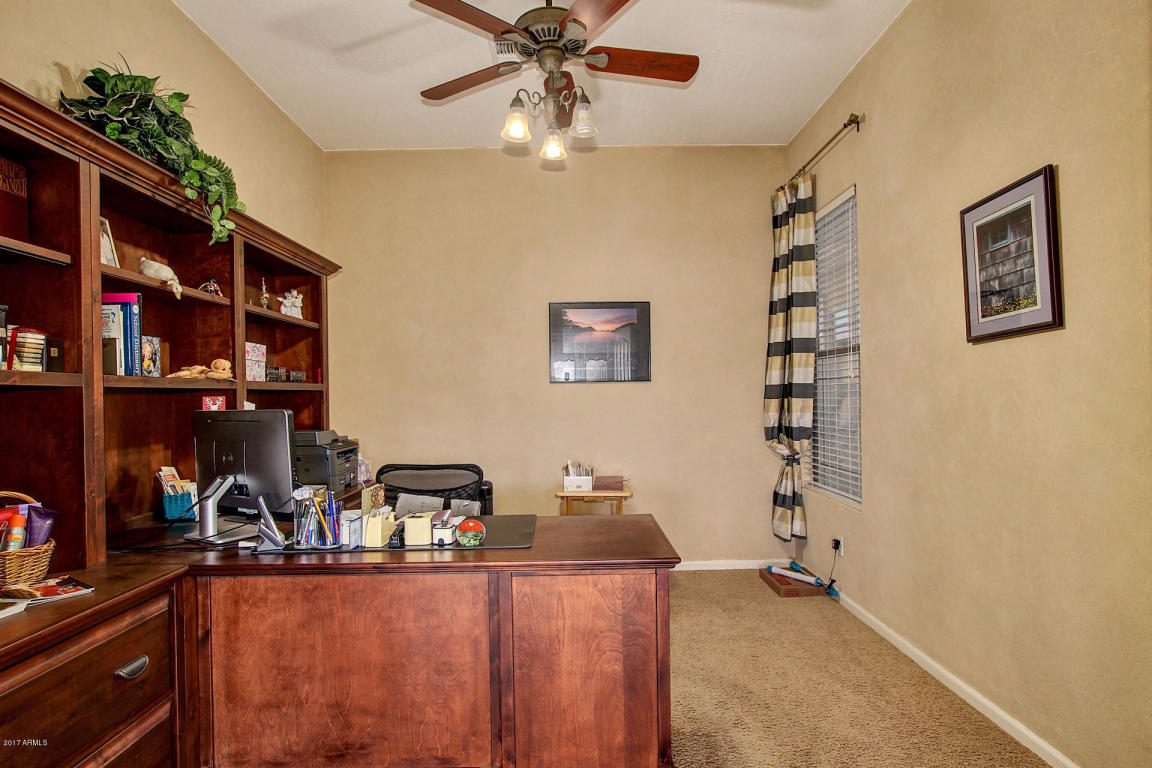 6742 S Crestview Dr, Gilbert, AZ 85298 photo 4