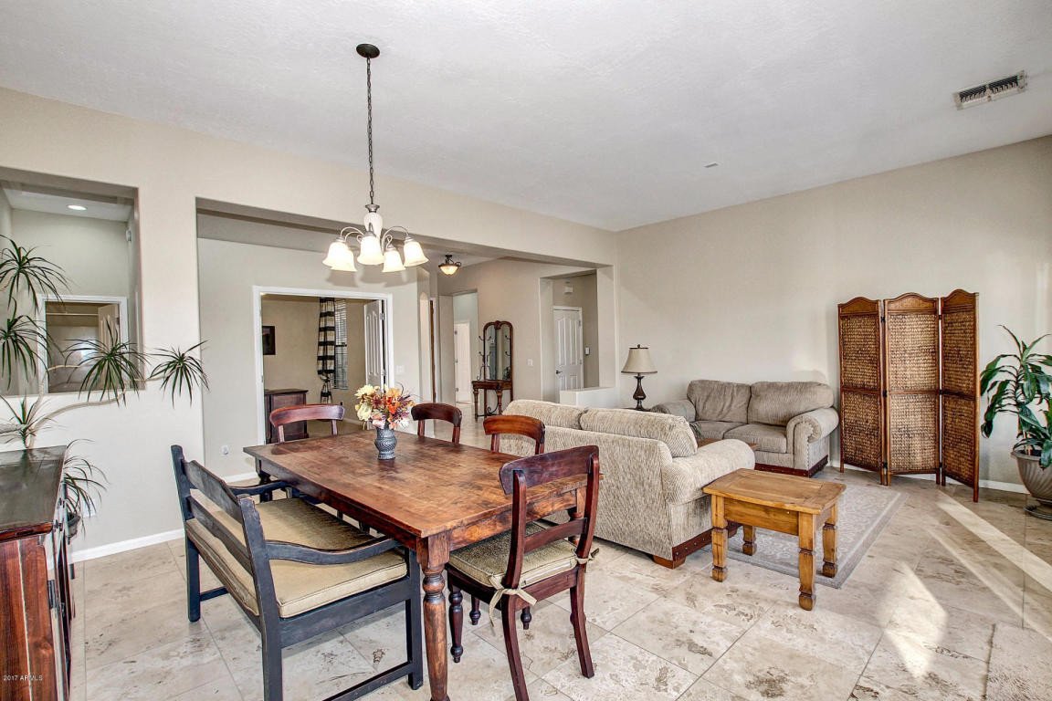6742 S Crestview Dr, Gilbert, AZ 85298 photo 7