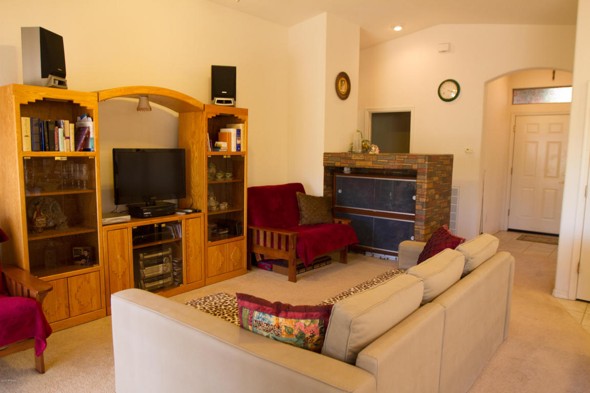 4537 E Apricot Ln, Gilbert, AZ 85298 photo 8
