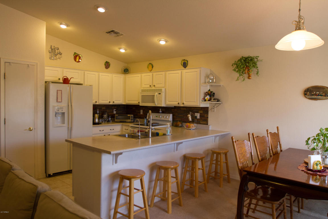 4537 E Apricot Ln, Gilbert, AZ 85298 photo 7