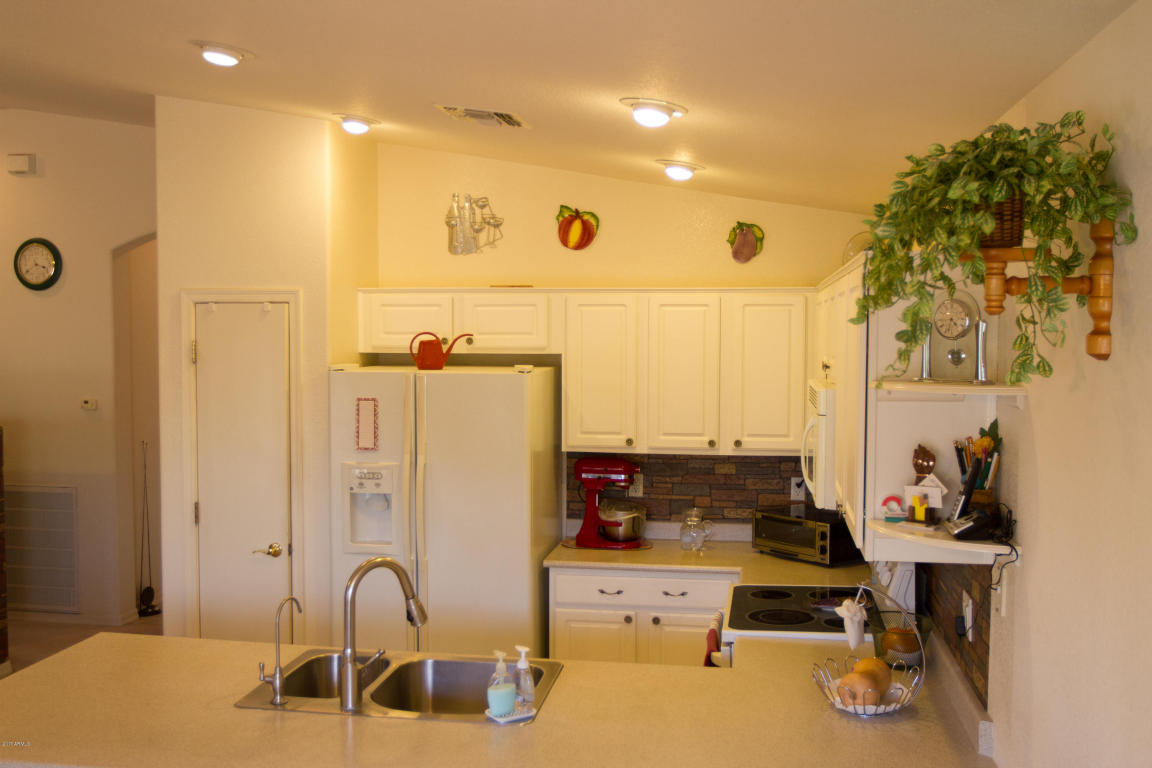 4537 E Apricot Ln, Gilbert, AZ 85298 photo 4