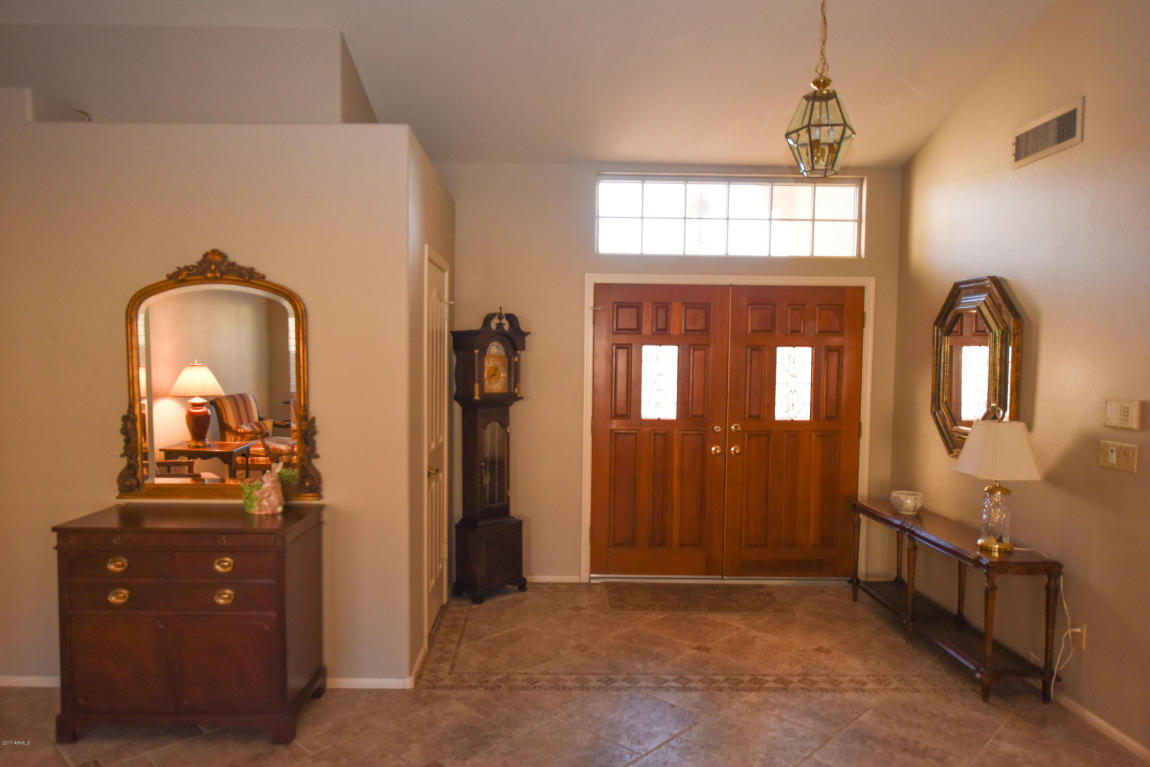 102 E South Fork Dr, Phoenix, AZ 85048 photo 4