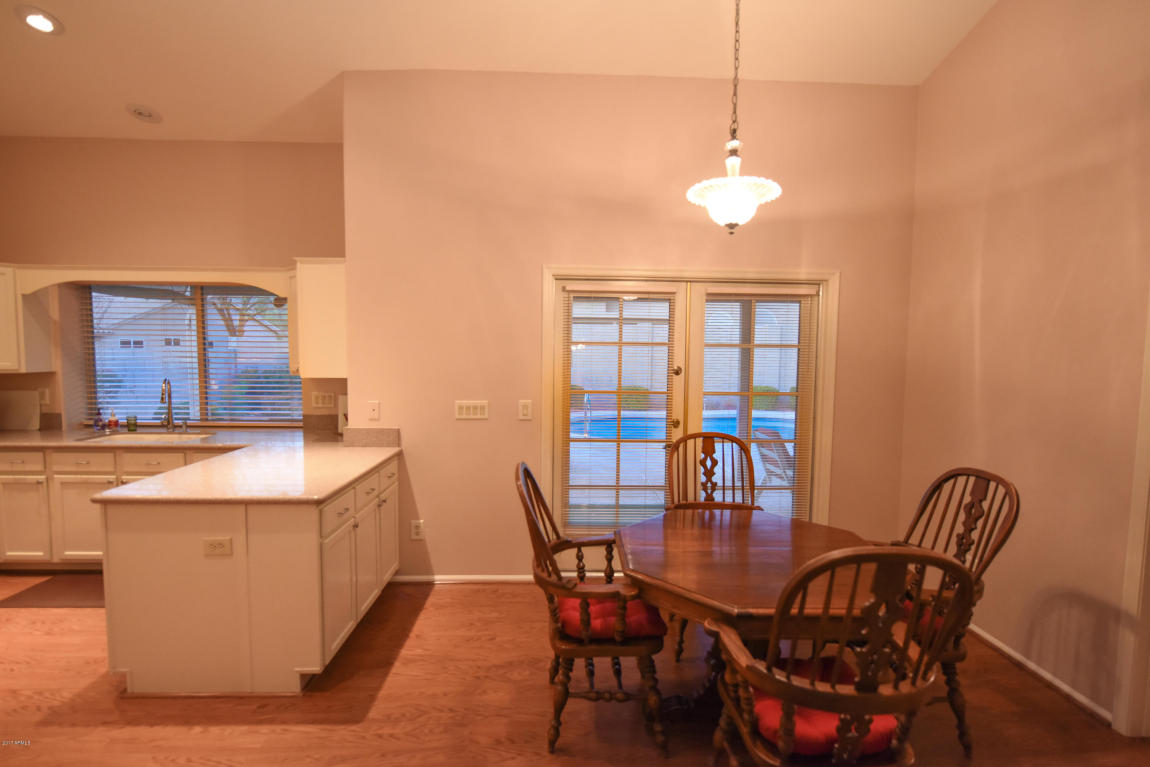 102 E South Fork Dr, Phoenix, AZ 85048 photo 8