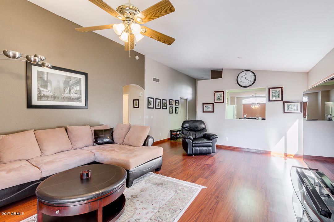 2231 E Kelton Ln, Phoenix, AZ 85022 photo 4