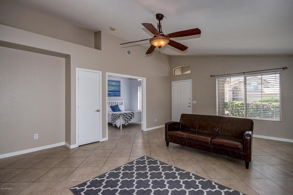1878 E Aspen Way, Gilbert, AZ 85234 photo 7