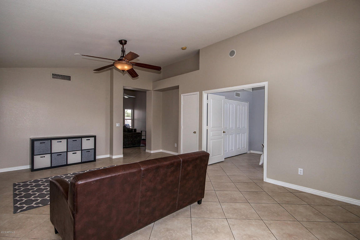 1878 E Aspen Way, Gilbert, AZ 85234 photo 8