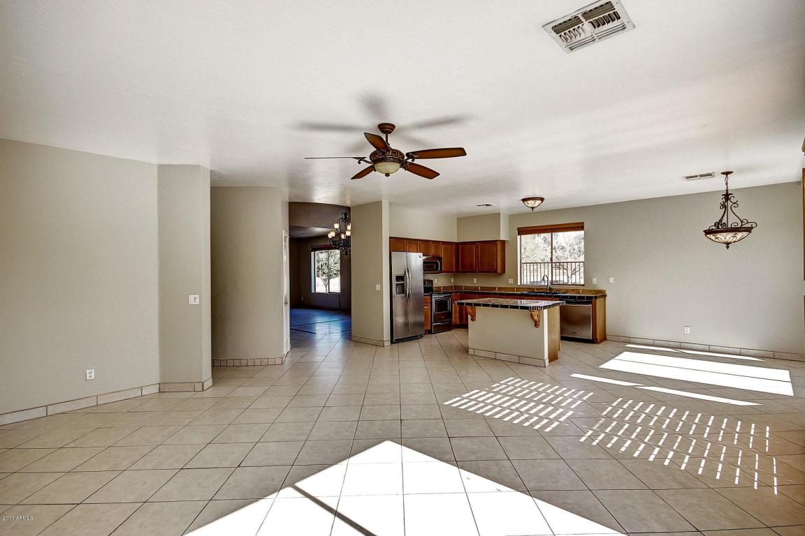 2907 W Carson Rd, Phoenix, AZ 85041 photo 3