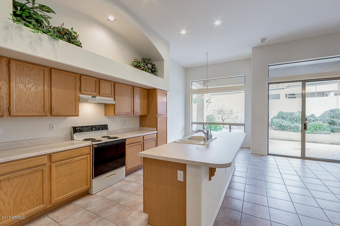 357 E Briarwood Ter, Phoenix, AZ 85048 photo 9