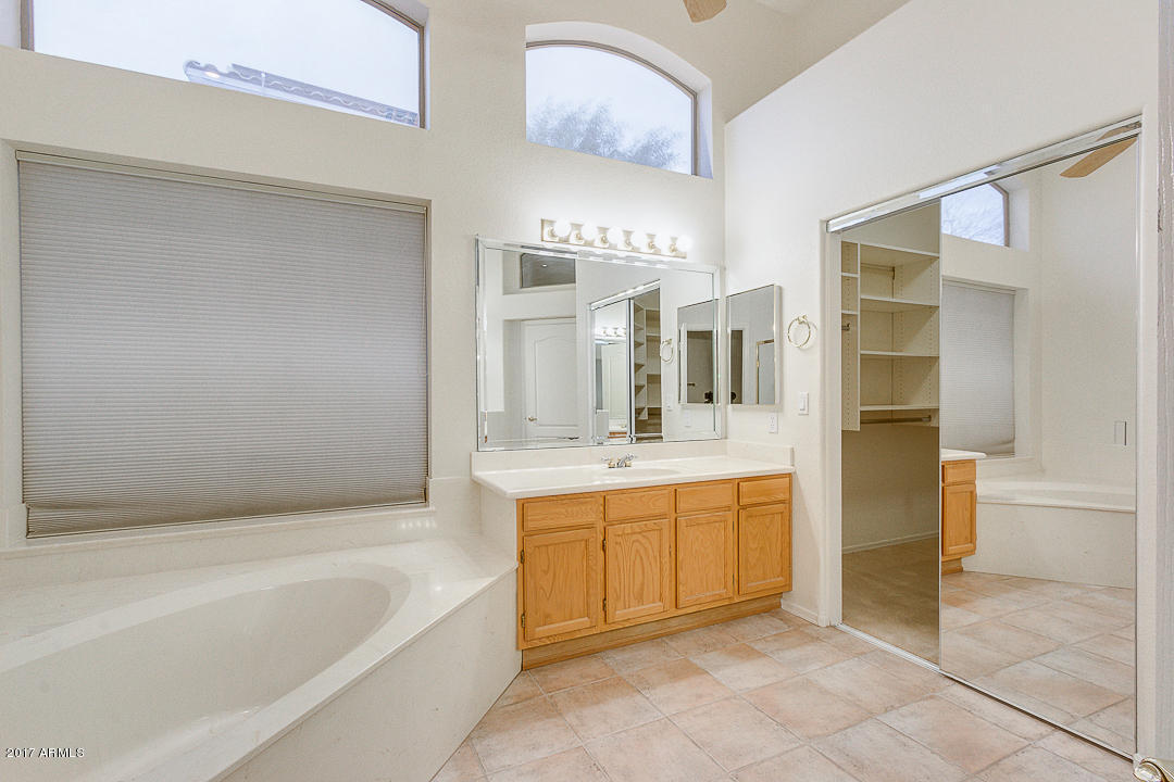 357 E Briarwood Ter, Phoenix, AZ 85048 photo 14