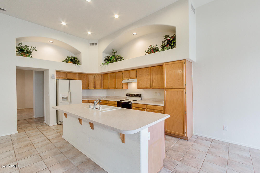 357 E Briarwood Ter, Phoenix, AZ 85048 photo 10