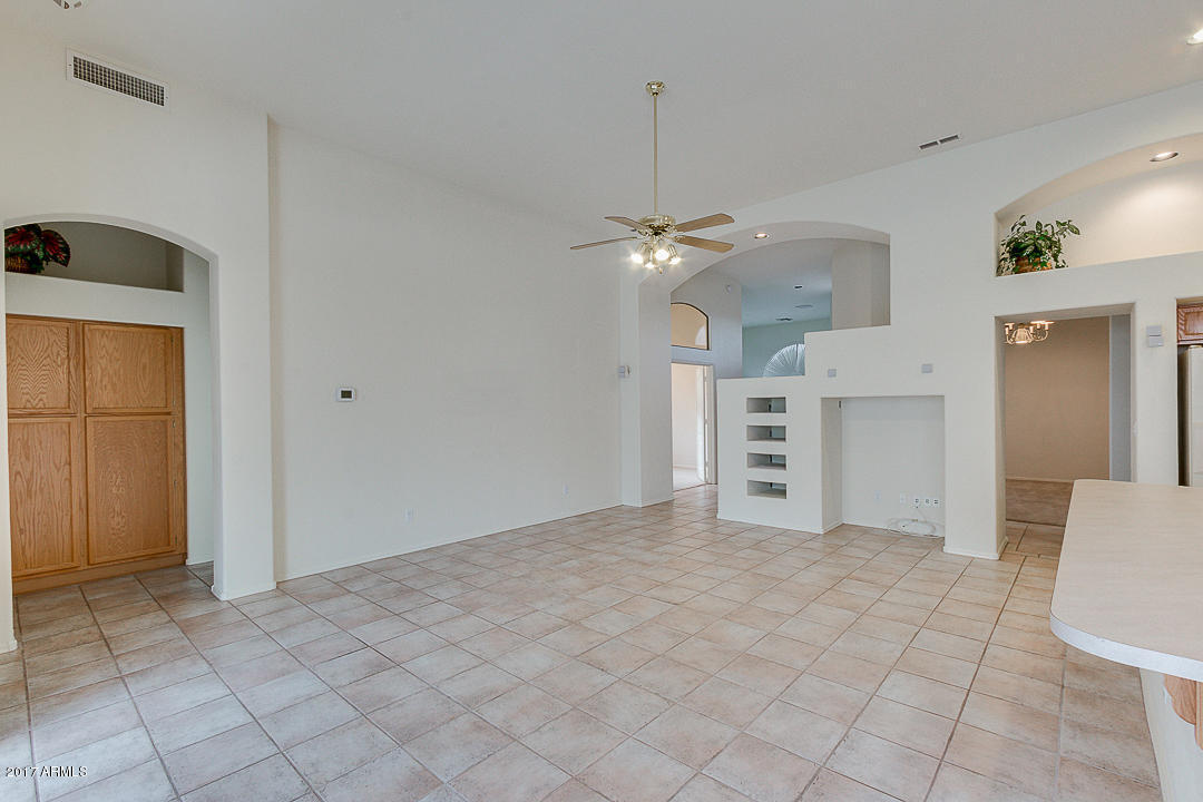 357 E Briarwood Ter, Phoenix, AZ 85048 photo 8
