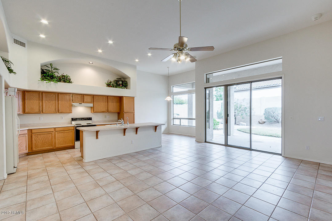 357 E Briarwood Ter, Phoenix, AZ 85048 photo 6