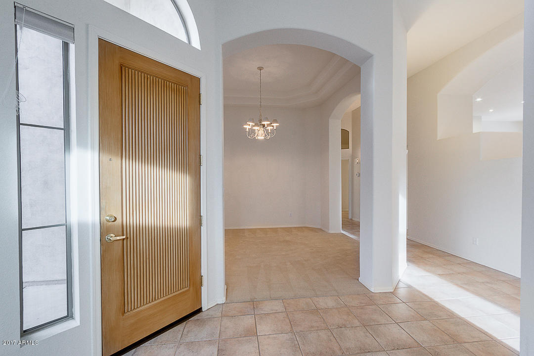 357 E Briarwood Ter, Phoenix, AZ 85048 photo 3