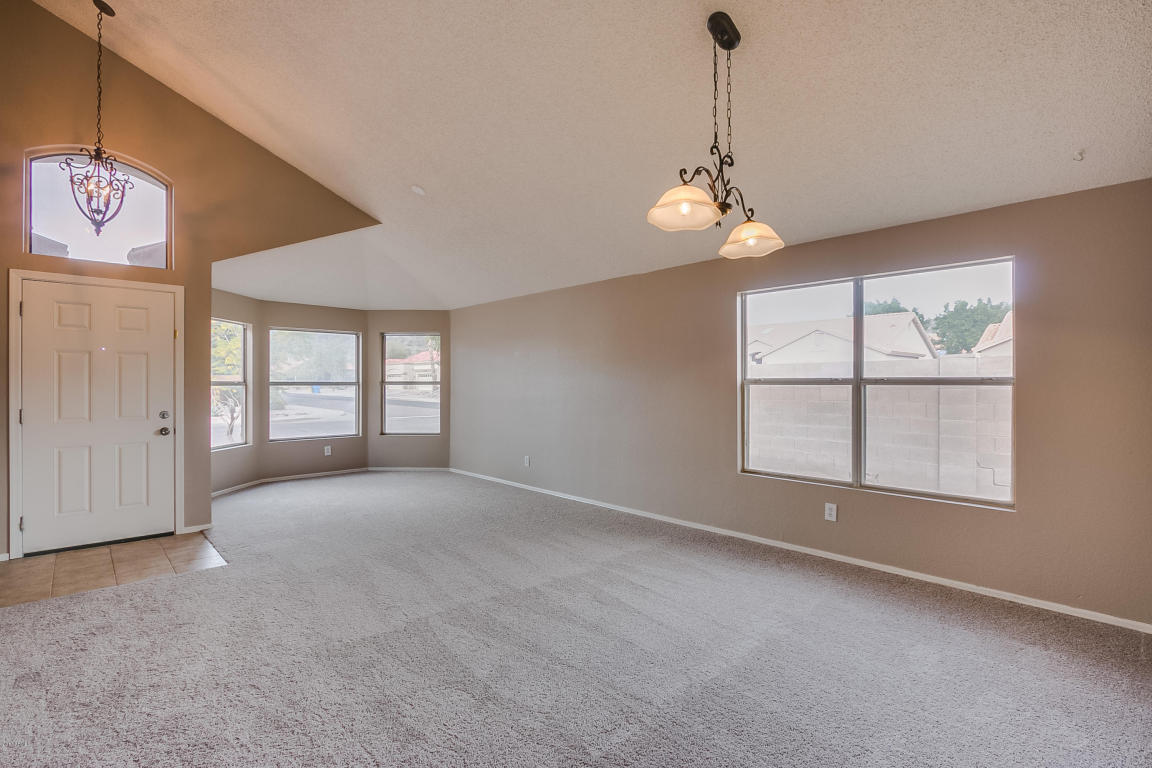15415 S 37th St, Phoenix, AZ 85044 photo 2