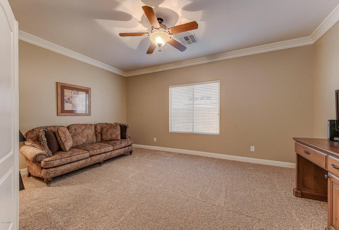 2939 E Melrose St, Gilbert, AZ 85297 photo 6