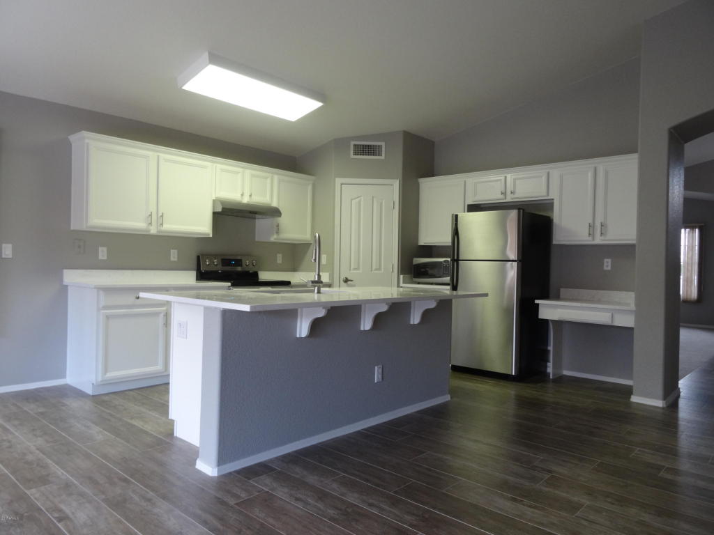 2548 E Wescott Dr, Phoenix, AZ 85050 photo 6