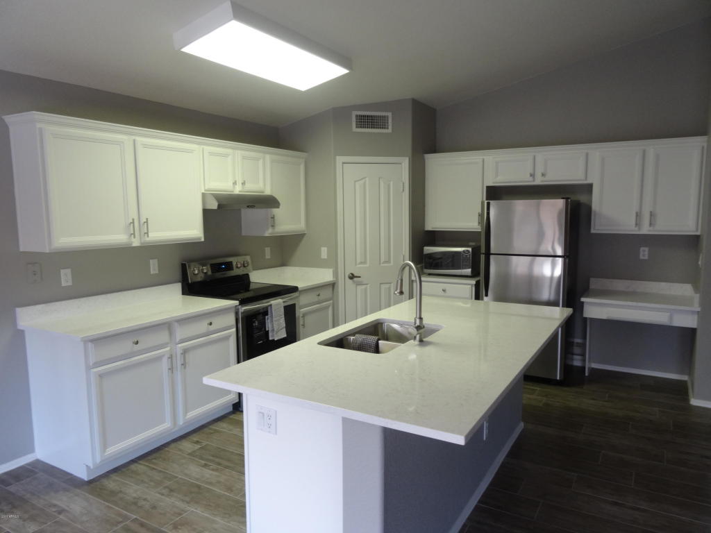 2548 E Wescott Dr, Phoenix, AZ 85050 photo 7