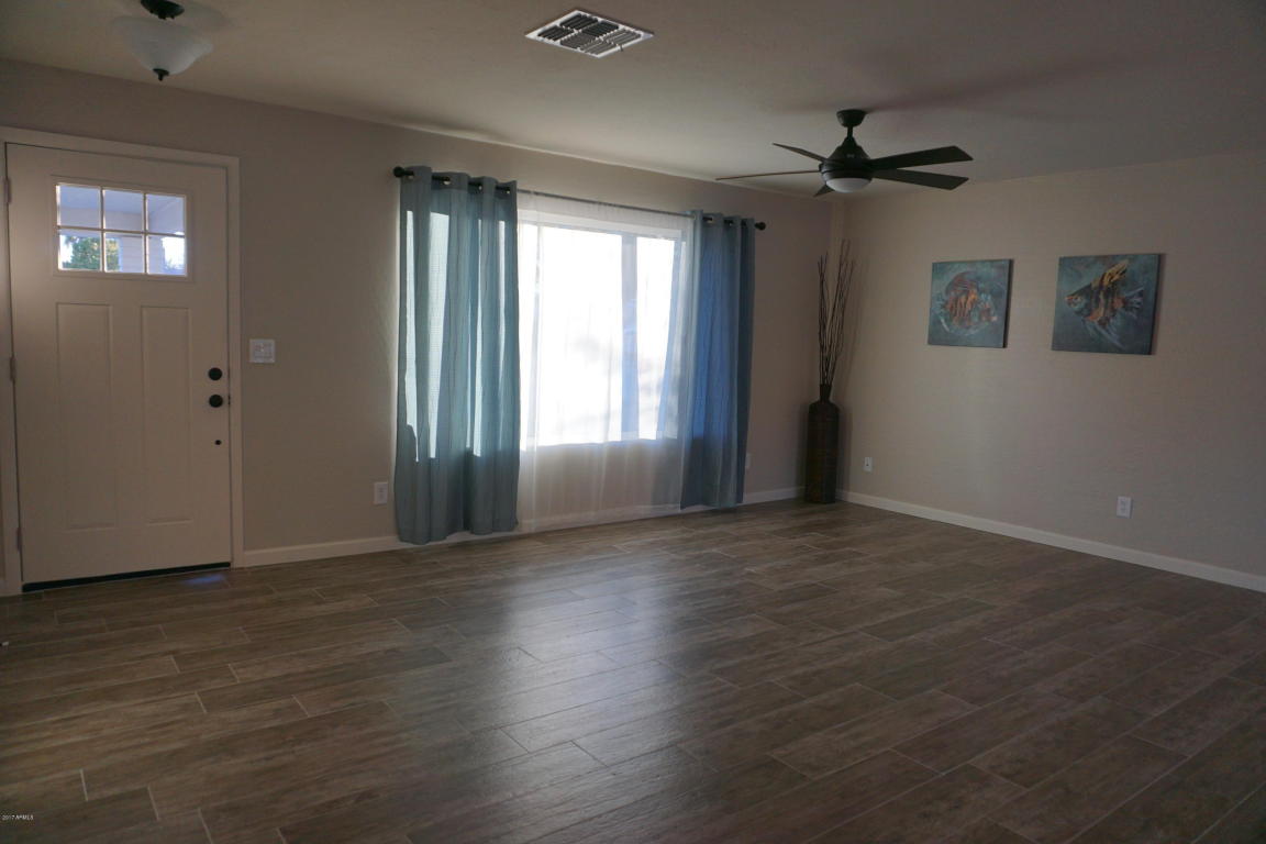 4016 E Windrose Dr, Phoenix, AZ 85032 photo 8