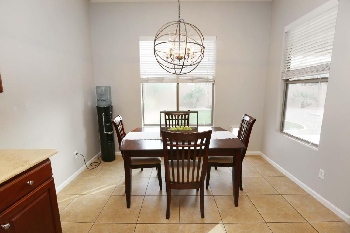 2561 E Iris Dr, Chandler, AZ 85286 photo 7