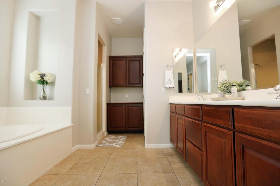 2561 E Iris Dr, Chandler, AZ 85286 photo 21