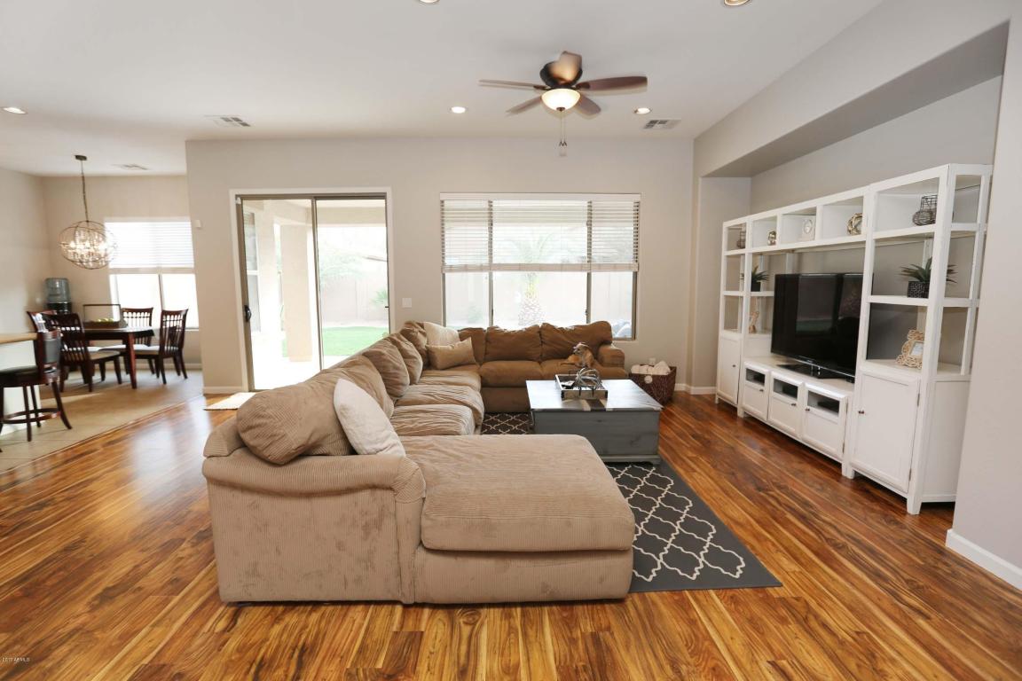 2561 E Iris Dr, Chandler, AZ 85286 photo 9