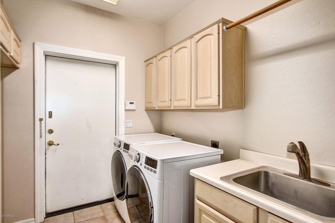 1449 E Catamaran Dr, Gilbert, AZ 85234 photo 17