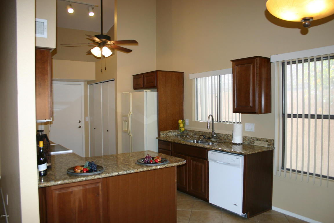 2642 E Rockledge Rd, Phoenix, AZ 85048 photo 5