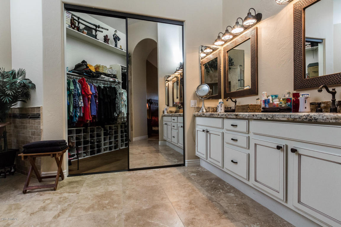 588 W Gary Ct, Gilbert, AZ 85233 photo 21