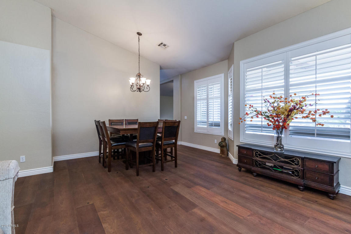 588 W Gary Ct, Gilbert, AZ 85233 photo 7