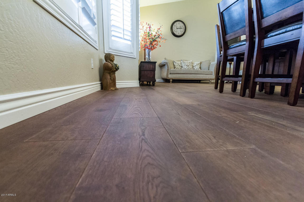 588 W Gary Ct, Gilbert, AZ 85233 photo 9