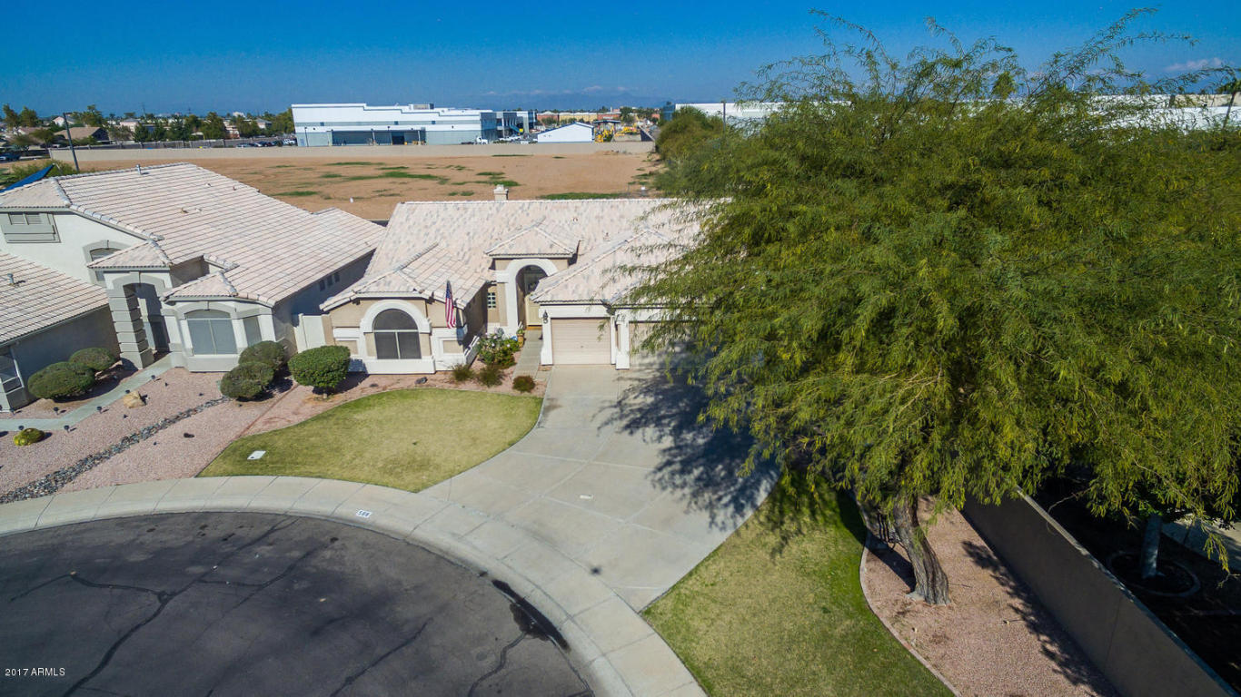 588 W Gary Ct, Gilbert, AZ 85233 photo 5