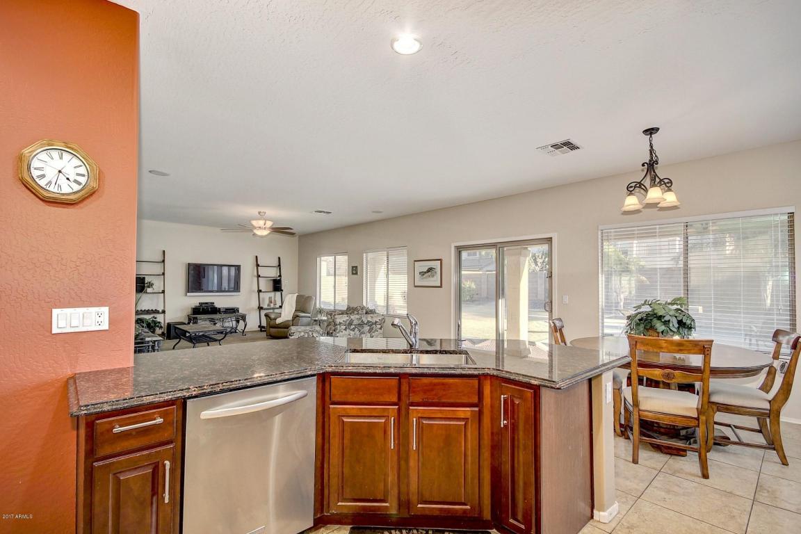 2931 E Powell Way, Gilbert, AZ 85298 photo 4