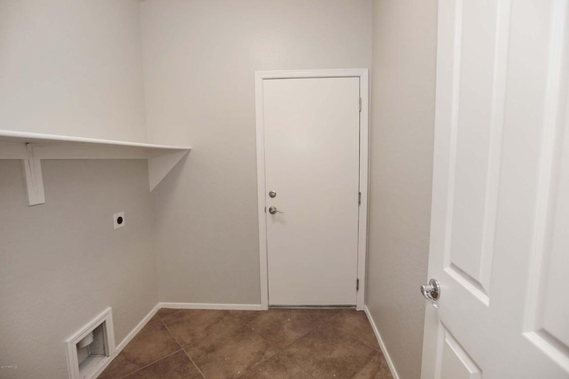 4874 S Summit Ct, Gilbert, AZ 85298 photo 18