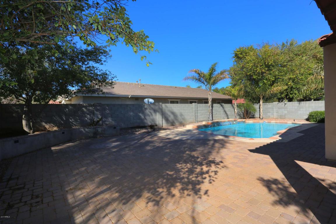 4874 S Summit Ct, Gilbert, AZ 85298 photo 6