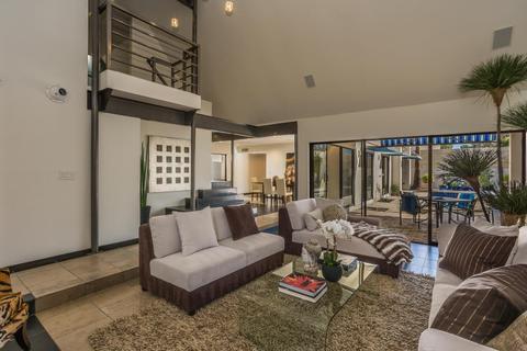 2531 E Denton Ln, Phoenix, AZ 85016 photo 4