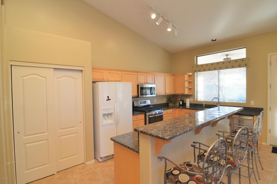 8047 E Sandia Cir, Mesa, AZ 85207 photo 6