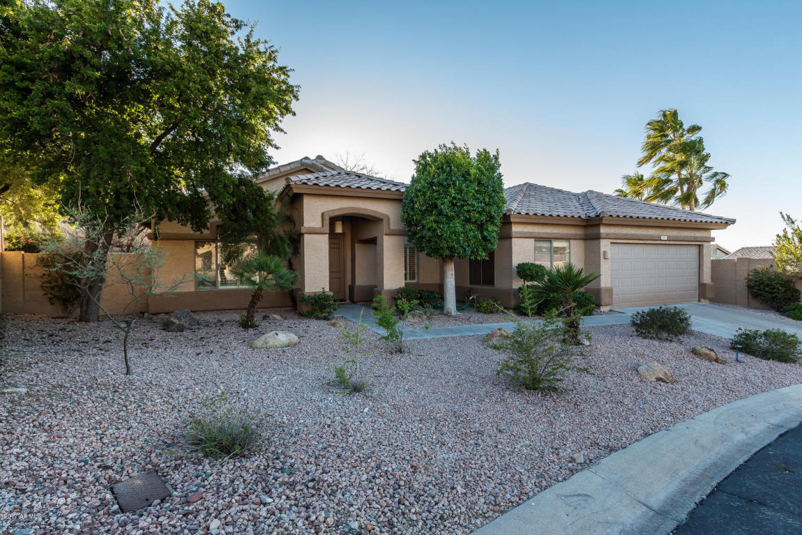 1307 E Ludlow Dr, Phoenix, AZ 85022 photo 1