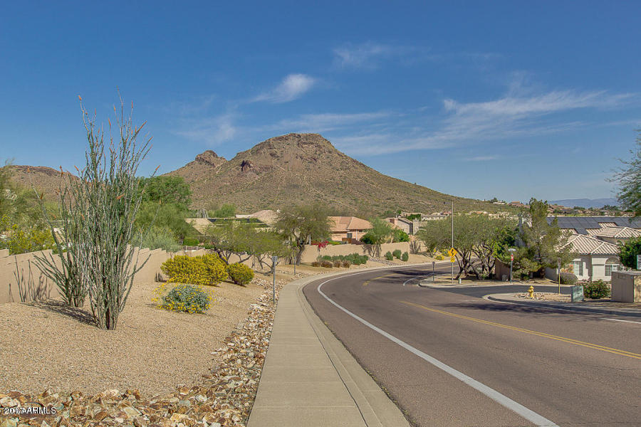 1307 E Ludlow Dr, Phoenix, AZ 85022 photo 16