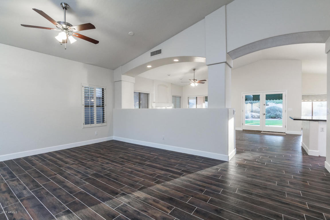 1307 E Ludlow Dr, Phoenix, AZ 85022 photo 3