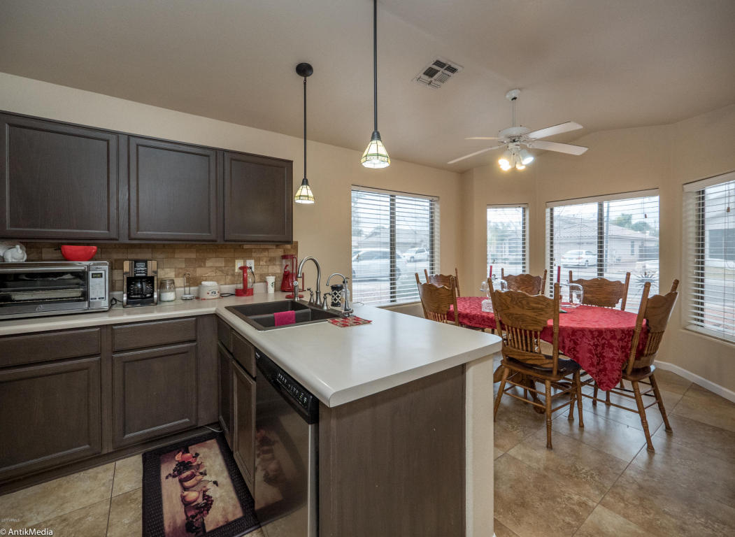 3840 E Lexington Ave, Gilbert, AZ 85234 photo 4