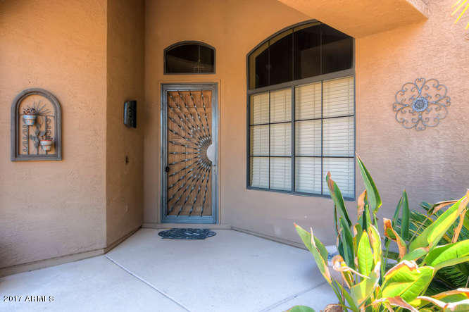 315 E Glenhaven Dr, Phoenix, AZ 85048 photo 2