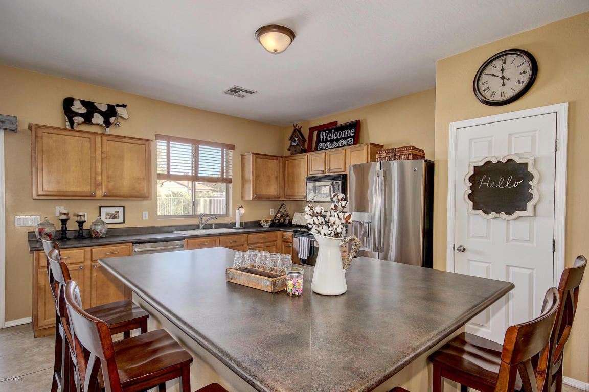 1556 E Azalea Dr, Gilbert, AZ 85298 photo 9