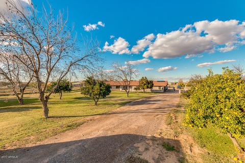 2890 E Ryan Rd, Gilbert, AZ 85297 photo 2