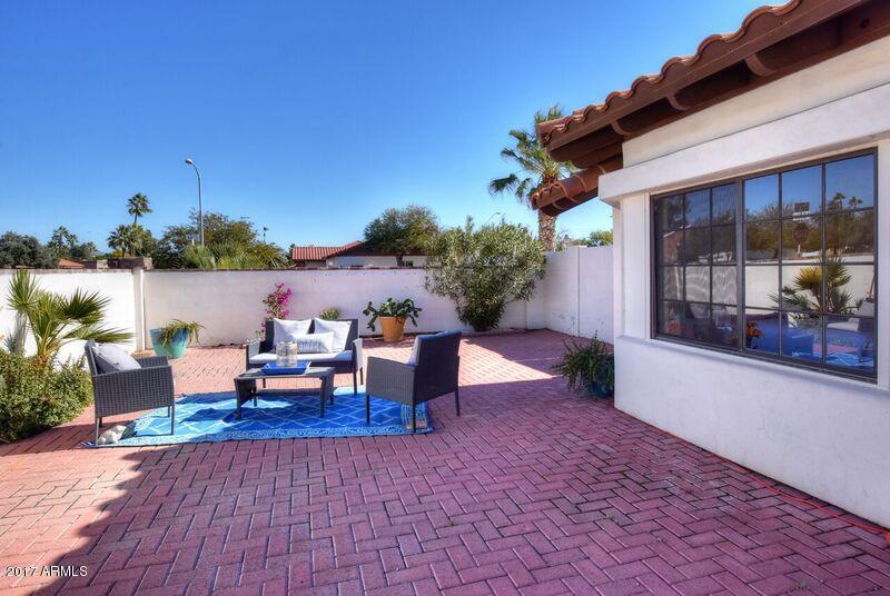 4341 E Beck Ln, Phoenix, AZ 85032 photo 8