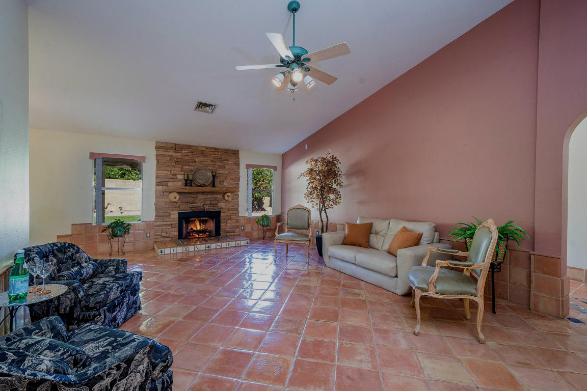 4020 E Morrow Dr, Phoenix, AZ 85050 photo 4