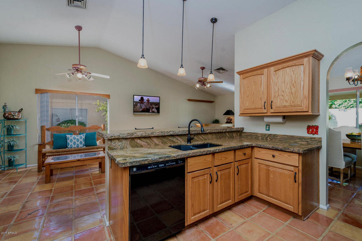 4020 E Morrow Dr, Phoenix, AZ 85050 photo 14