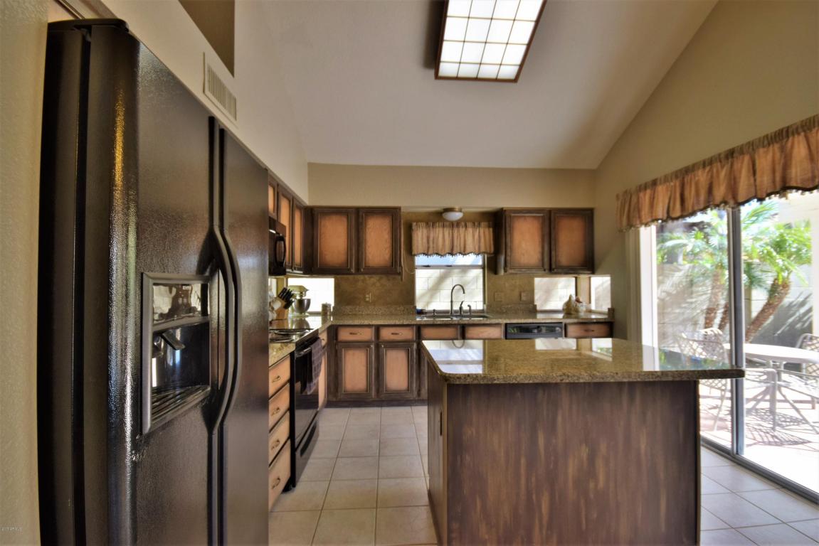 2309 E Millbrae Ct, Gilbert, AZ 85234 photo 8